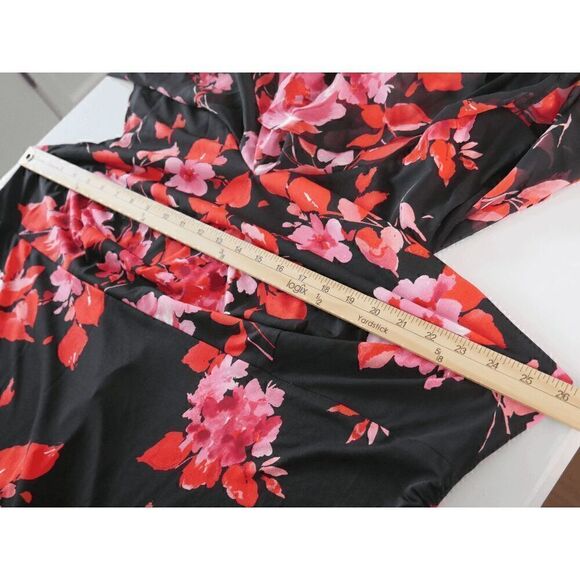 CONNECTED Plus Size Floral Popover Sheath Dress 24W - Picture 4 of 7